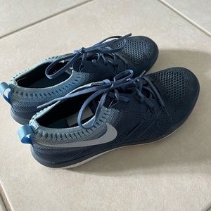 Nike focus flyknit training shoes